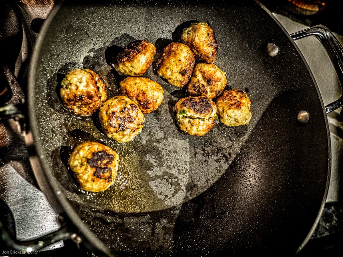 Spicy Green Chile Chicken Sausage | Searching4Zen